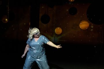 Tickets für Der Sturz der Kometen und der Kosmonauten am 20.10.2023 - Karten kaufen